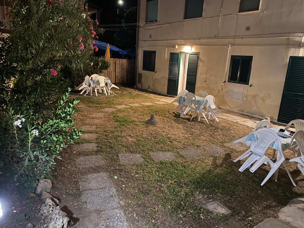 Le Tre Isolette A 200M Dal Mare Apartment Marina Di Pisa Bagian luar foto