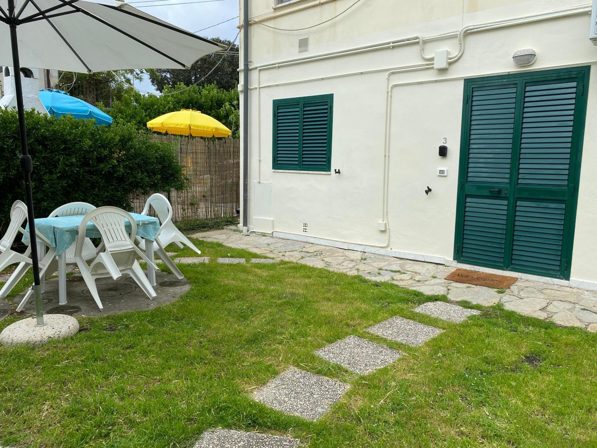 Le Tre Isolette A 200M Dal Mare Apartment Marina Di Pisa Bagian luar foto