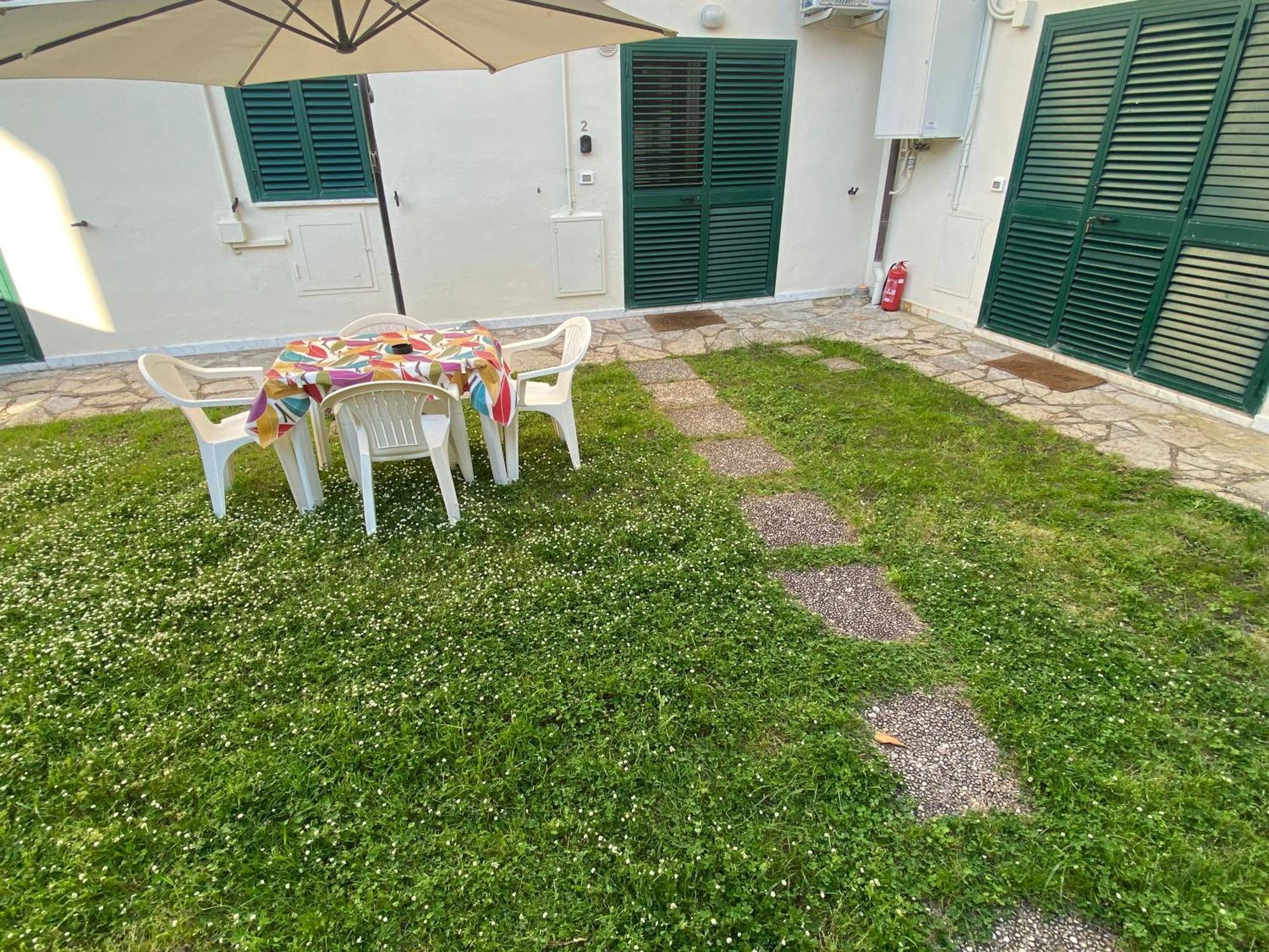 Le Tre Isolette A 200M Dal Mare Apartment Marina Di Pisa Bagian luar foto